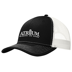 SNAPBACK TRUCKER CAP